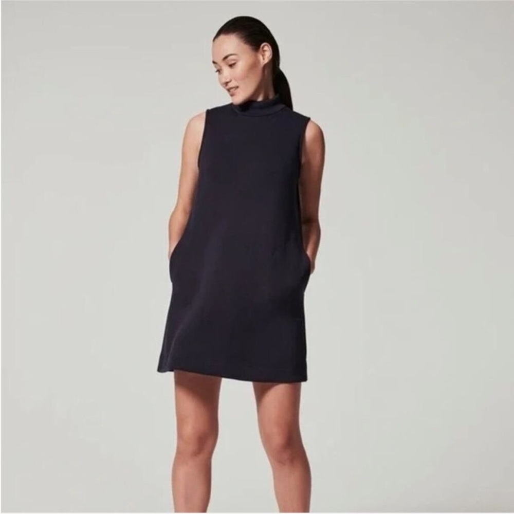 Spanx Dark Navy Air Essentials Mock
Neck Mini Dress Casual Coastal, Size Large